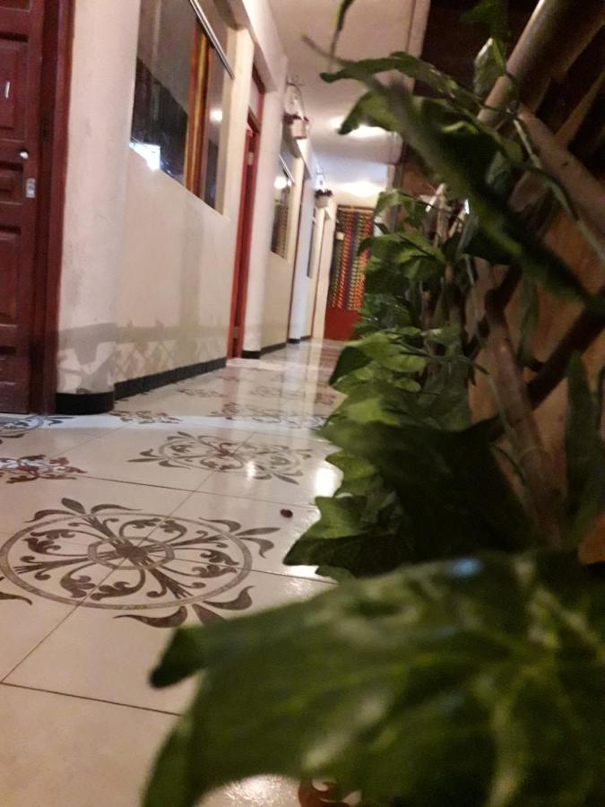 El Golf 229 Hostel Puno Ngoại thất bức ảnh